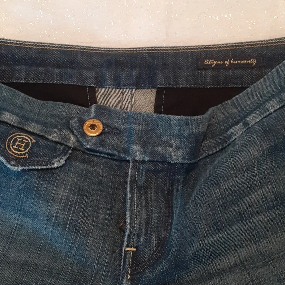 Citizens of Humanity Cropped distressed Jeans Size 28 - Picture 5 of 7